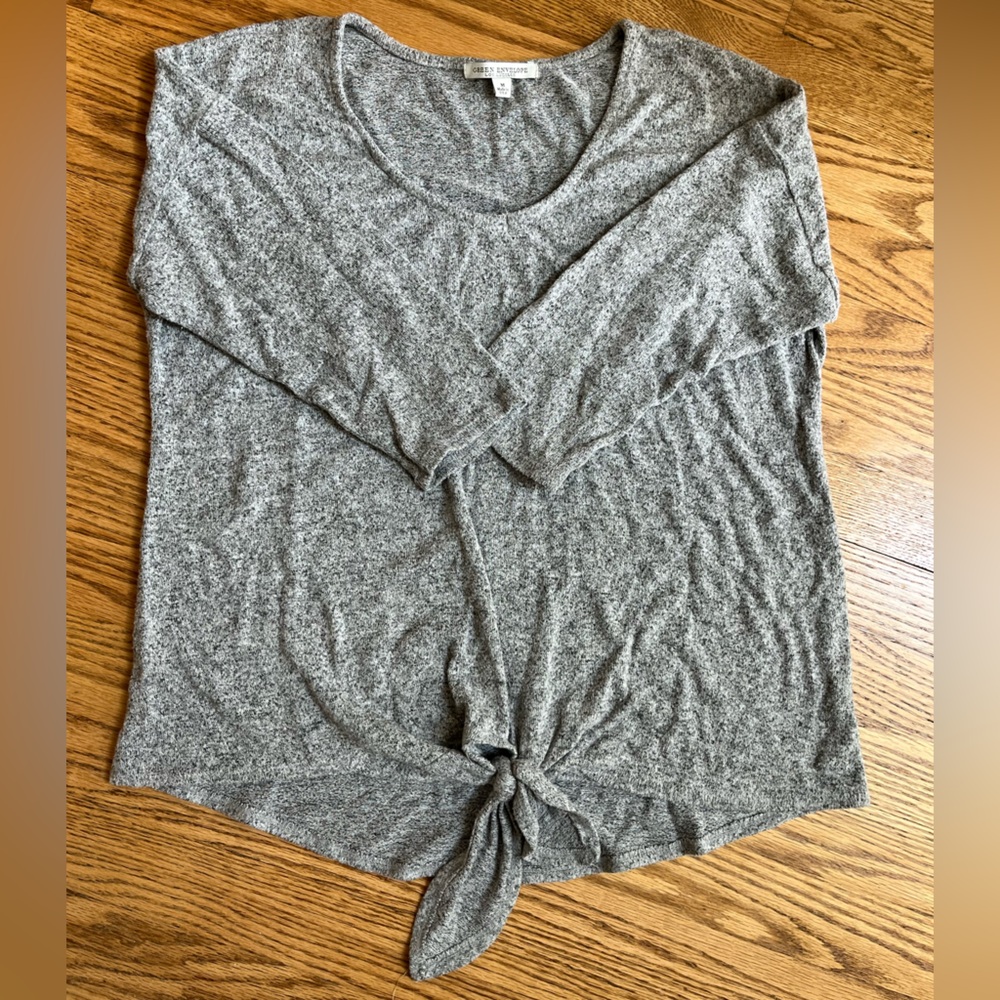 Gray Tie-Front Top